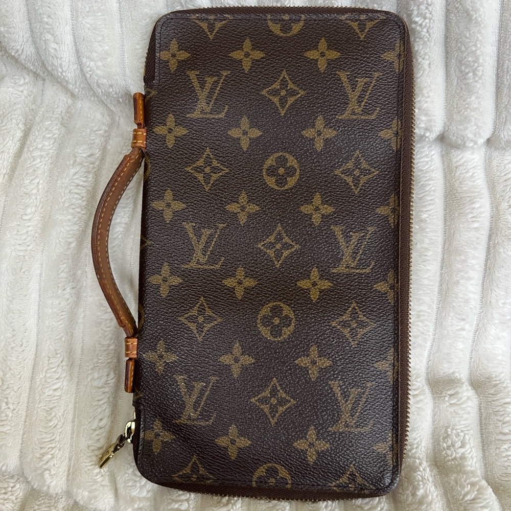 Louis Vuitton Organizer de Voyage